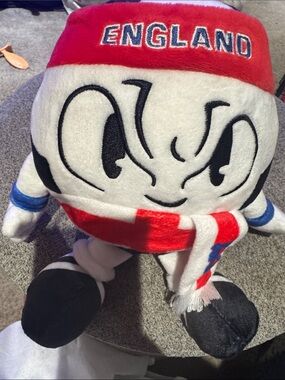 FiFA World CUP England Plush Football Mascot - Red & White